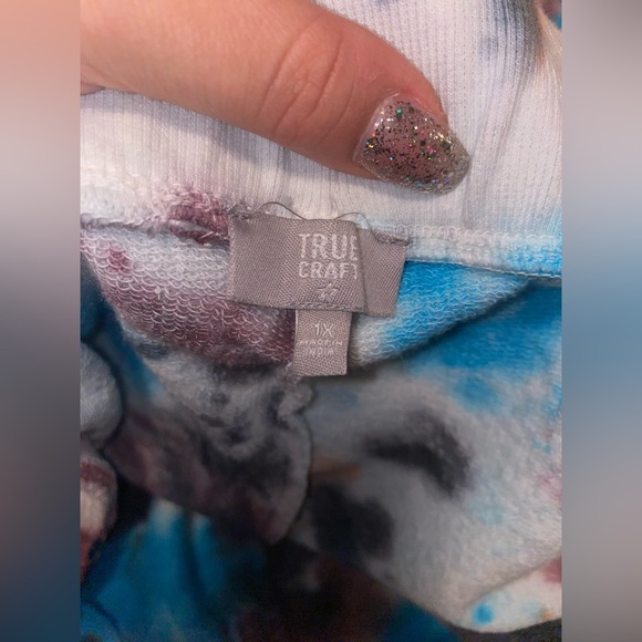 Plus Size Tie Dye Sweatpants - Picture 4 of 4